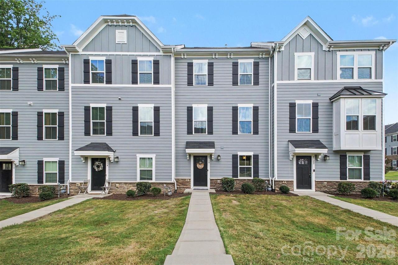 4518 Valley Walk Dr., Charlotte, NC 28216