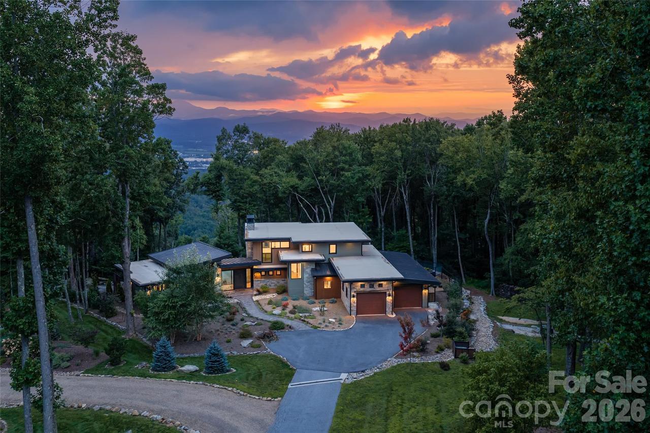 94 Laurel Ledge Way, Fletcher, NC 28732