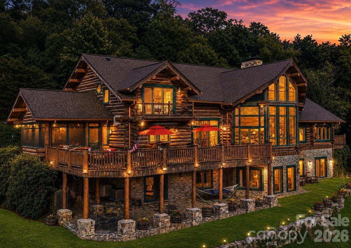 135 Potato Branch Rd., Leicester, NC 28748