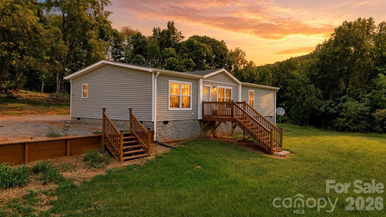 591 Moore Ln., Taylorsville, NC 28681