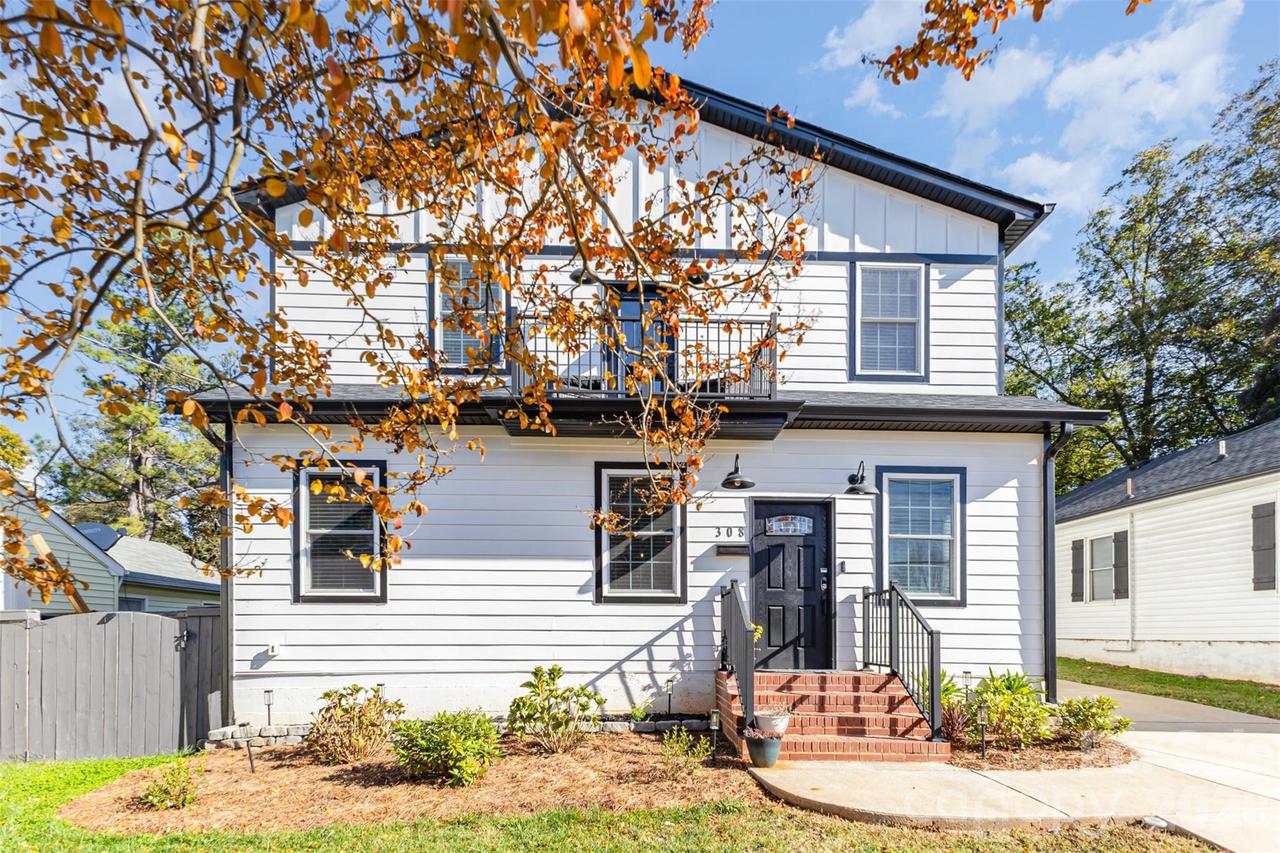 308 Sacco St., Belmont, NC 28012