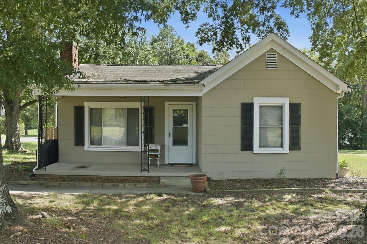 665 Fisher St., Concord, NC 28027