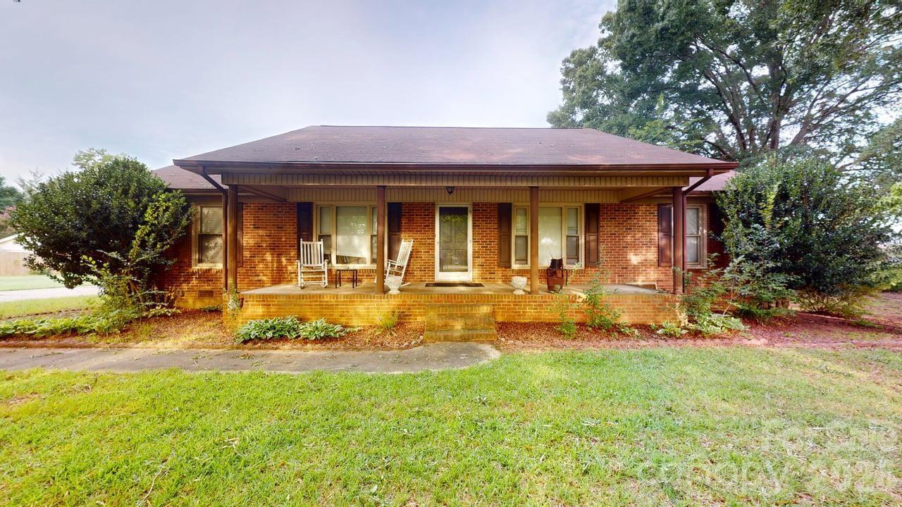2605 Kimberly Dr., Monroe, NC 28110