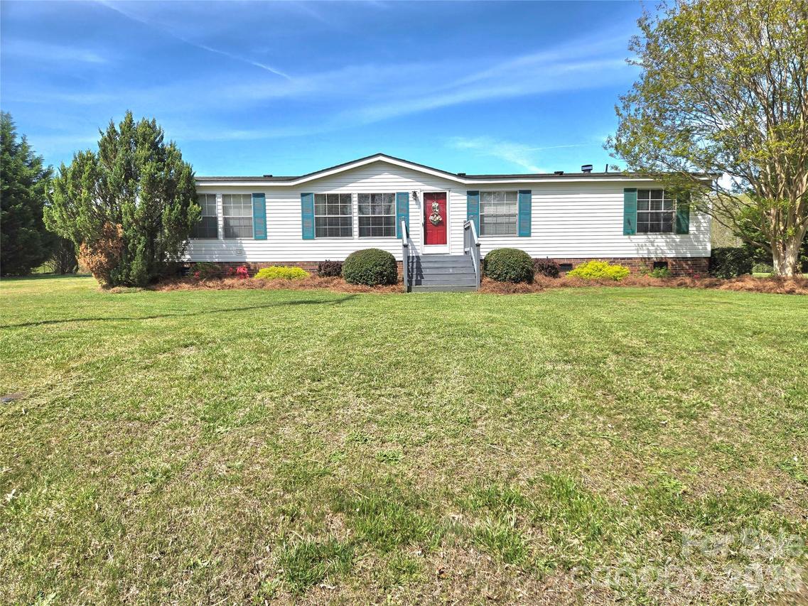 3449 Yount Rd., Newton, NC 28658
