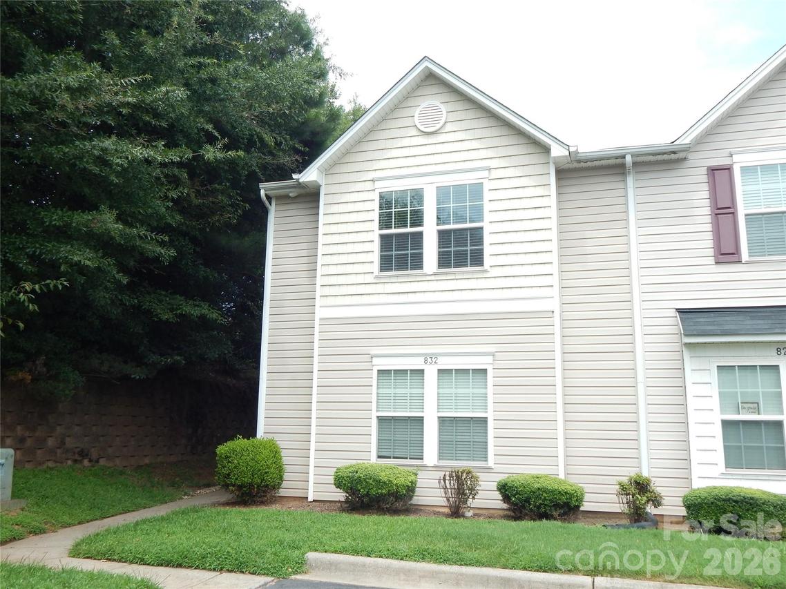 832 Chevelle Dr., Statesville, NC 28677