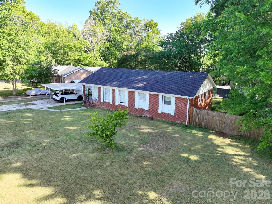 4131 Woodgreen Ter., Charlotte, NC 28205