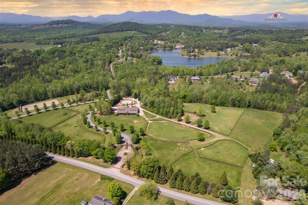 00 Doveridge Dr. #67, Columbus, NC 28722