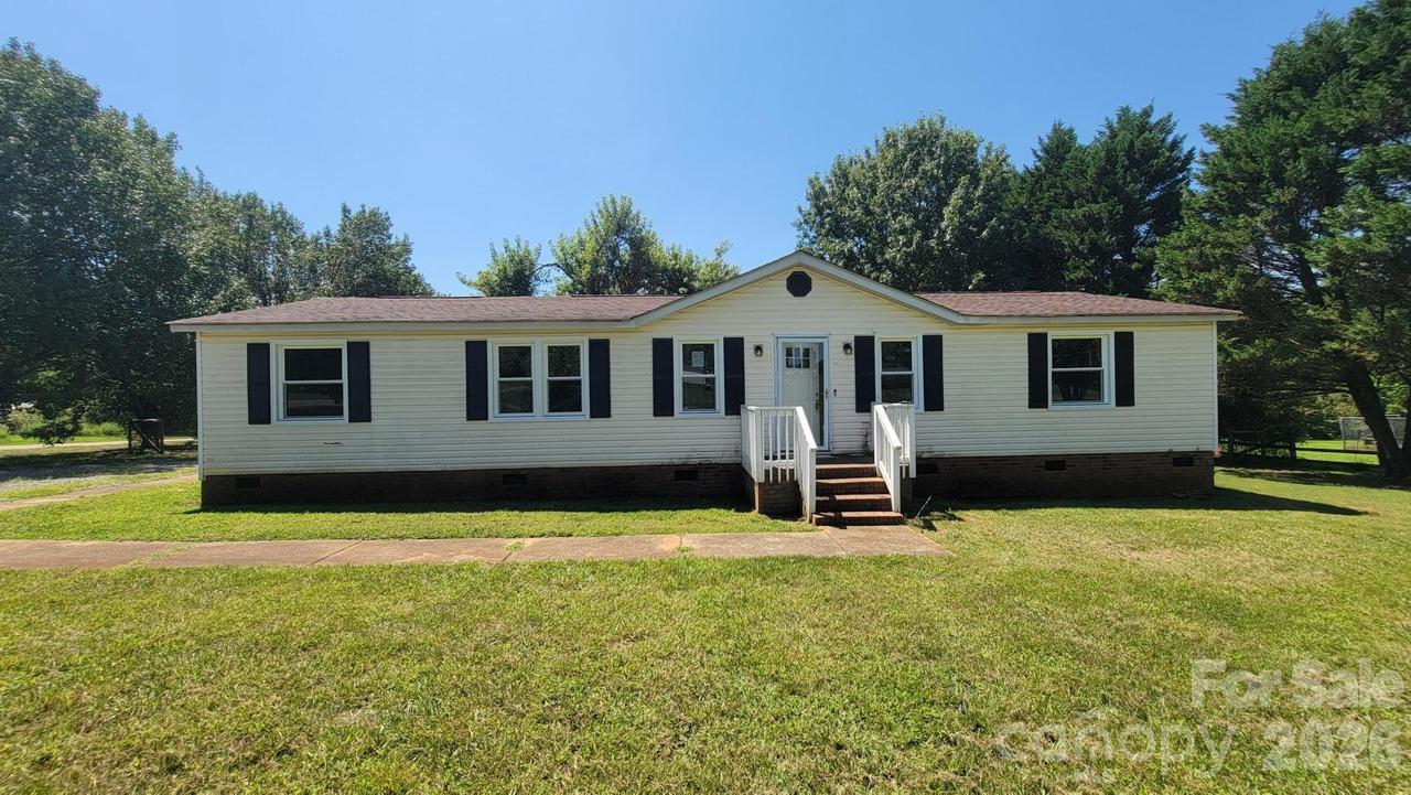 5401 Creek Run Ct., Bessemer City, NC 28086
