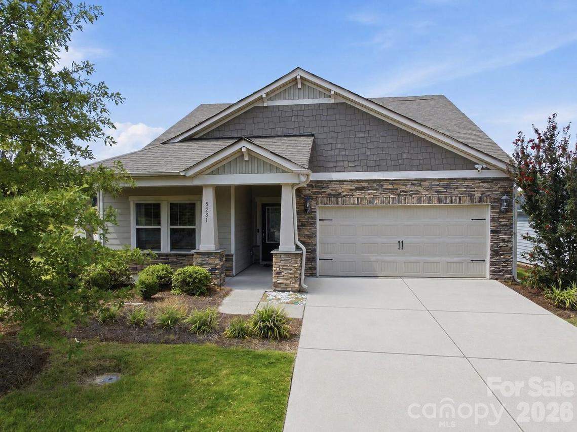 5281 Turtle Creek Dr., Denver, NC 28037