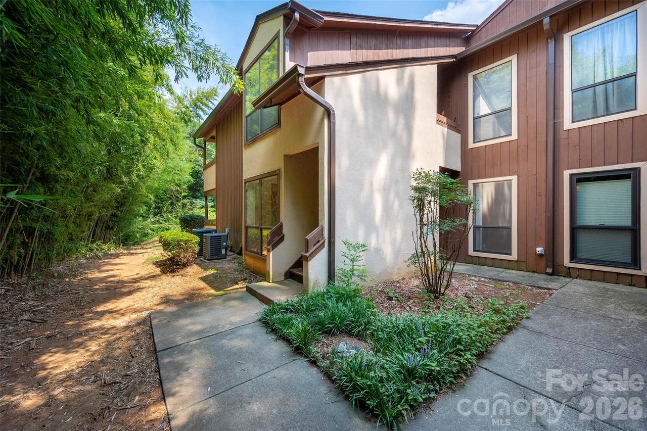 7203 Winery Ln., Charlotte, NC 28227