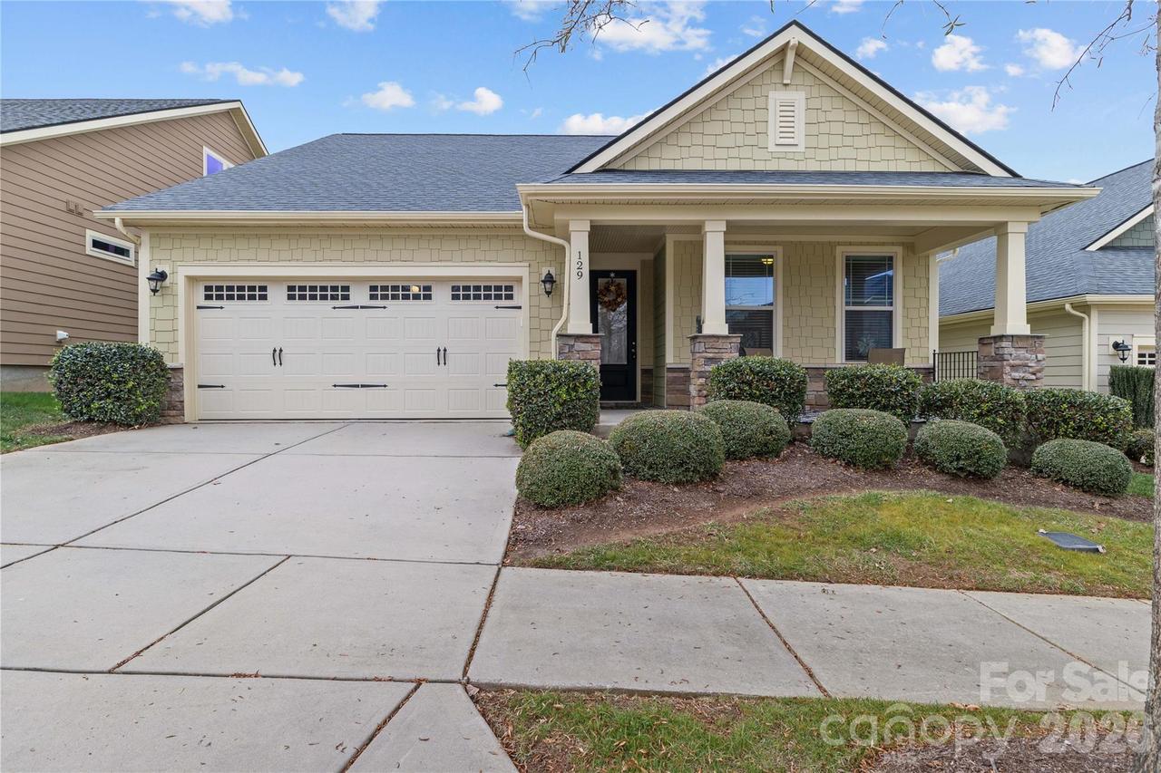 129 Johnson Manor St., Mooresville, NC 28115