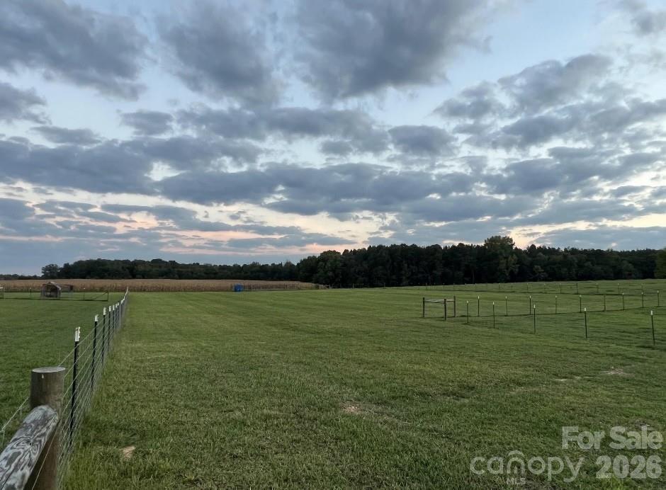 8720 Potter Rd., Waxhaw, NC 28173
