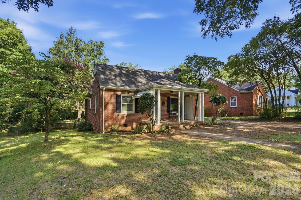 1506 Coker Ave., Charlotte, NC 28208