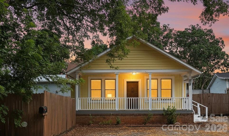 376 Fairview Rd., Asheville, NC 28803