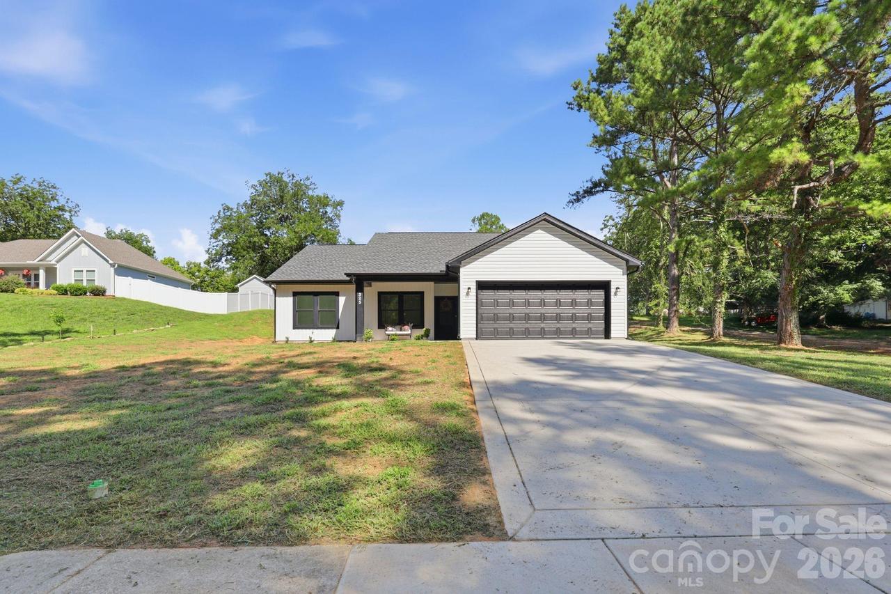 325 N Chapel St., Landis, NC 28088