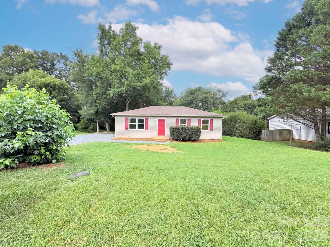 8332 Clear Meadow Ln., Charlotte, NC 28227