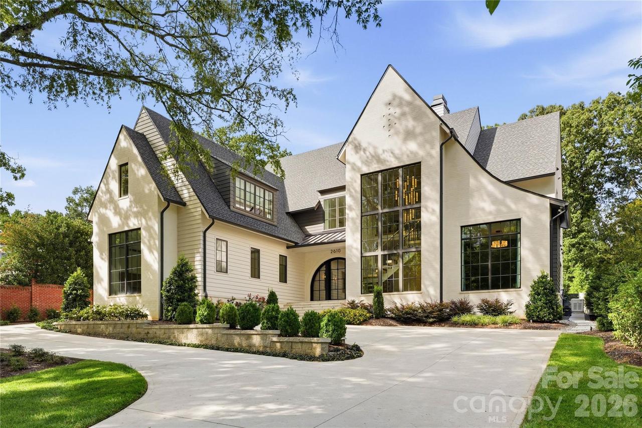 2610 Sedley Rd., Charlotte, NC 28211