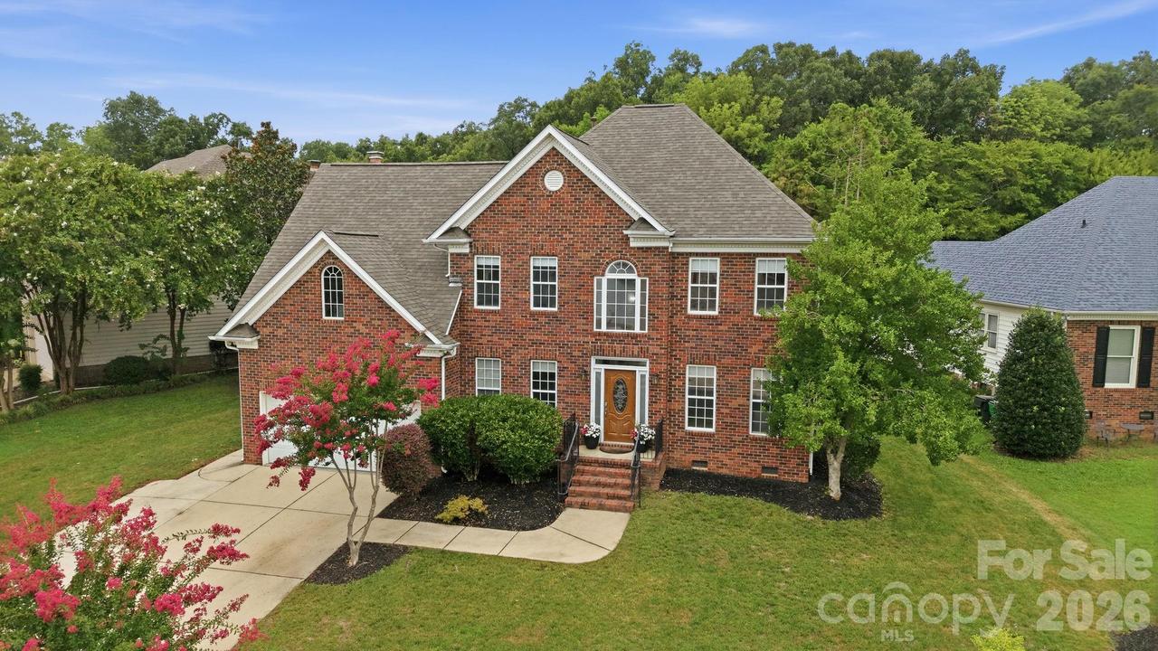 12415 Oakbriar Ln., Charlotte, NC 28273