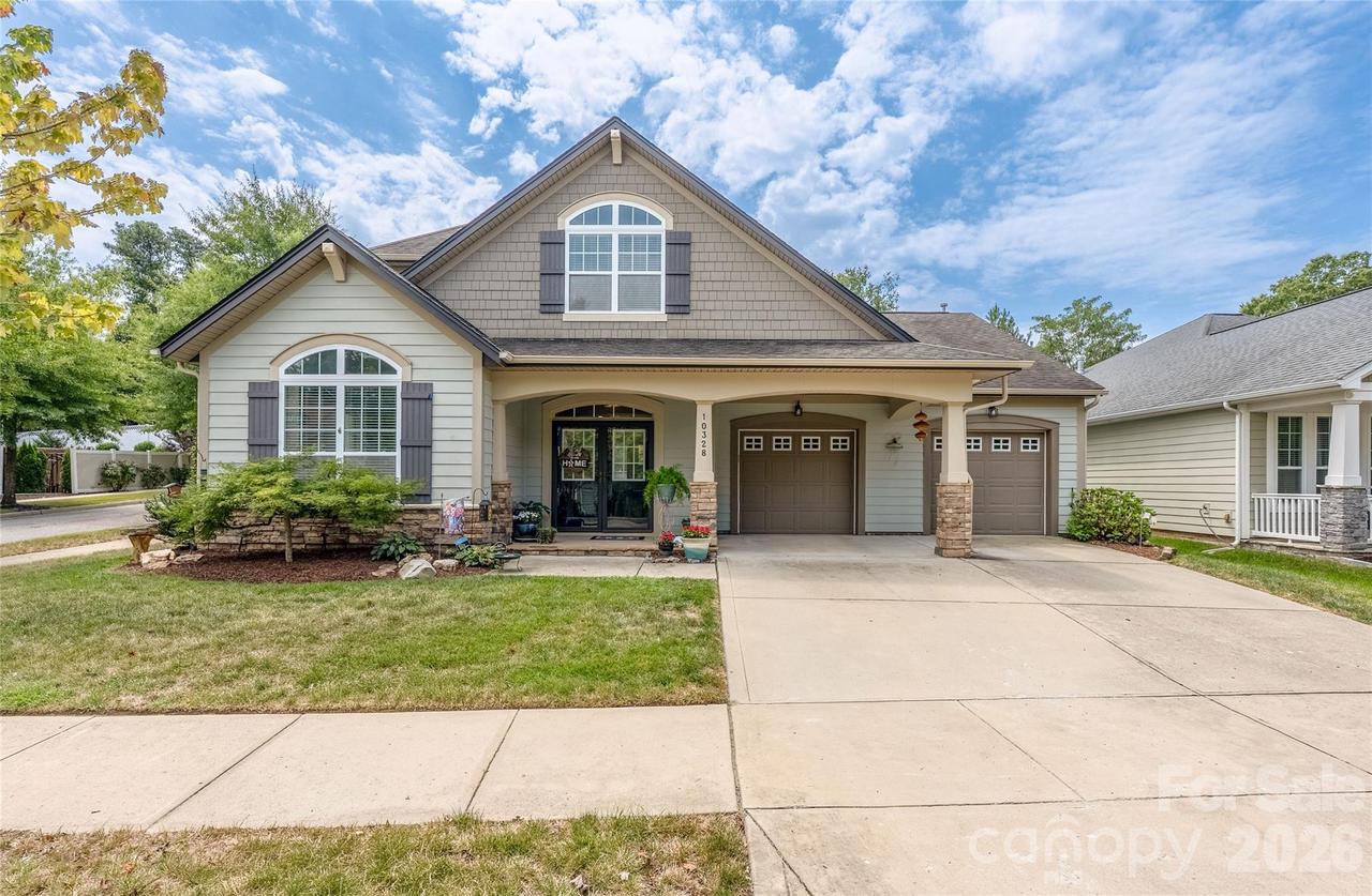 10328 Drake Hill Dr., Huntersville, NC 28078