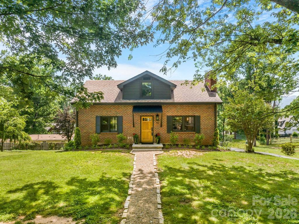 55 Cisco Rd., Asheville, NC 28805