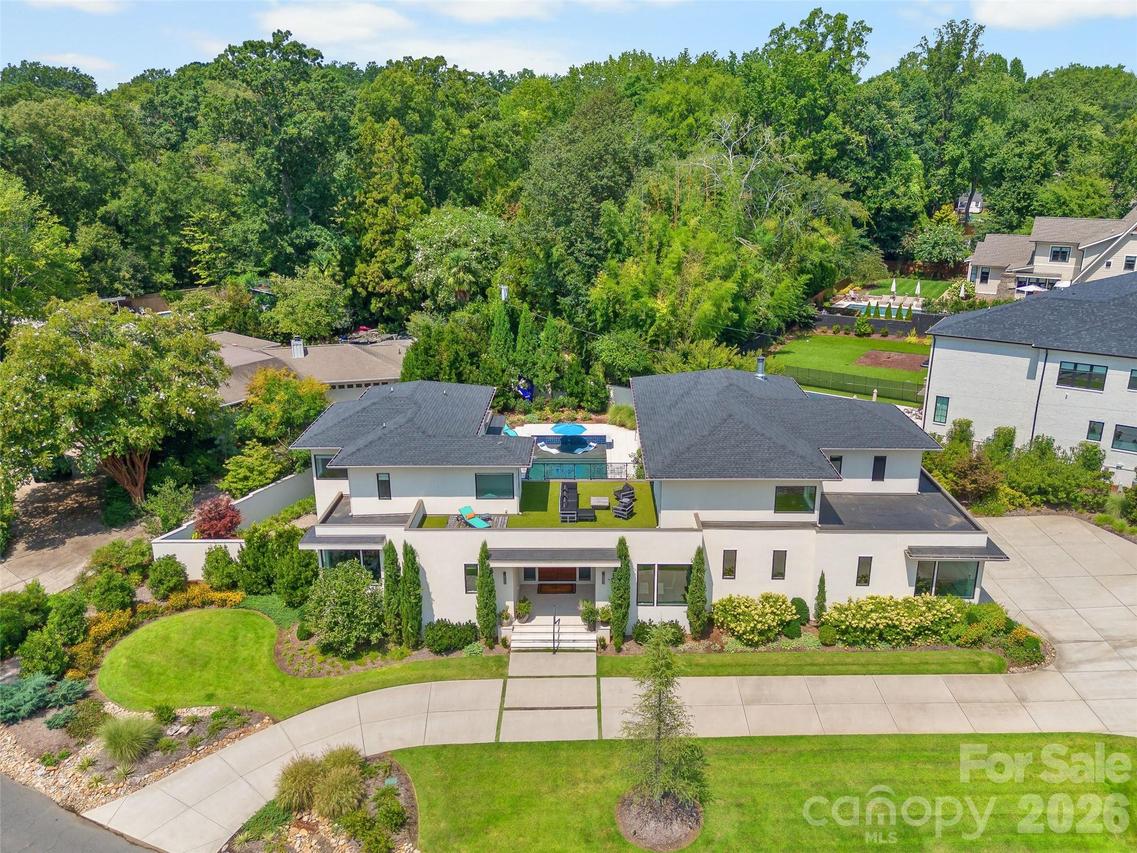 316 Mammoth Oaks Dr., Charlotte, NC 28270