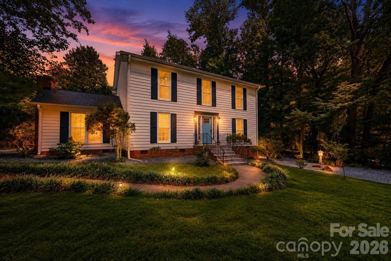 8800 Glencroft Rd., Charlotte, NC 28227