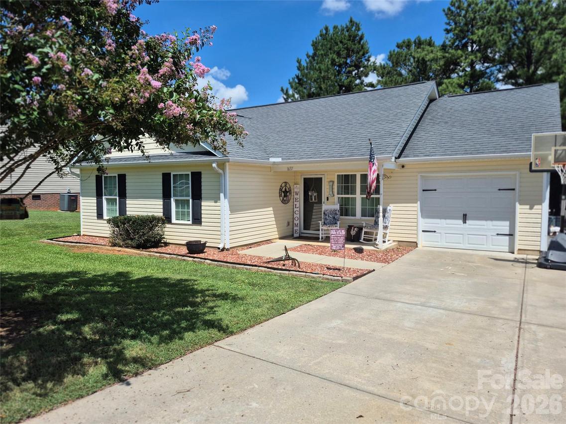 1637 Riverview Rd., Lincolnton, NC 28092