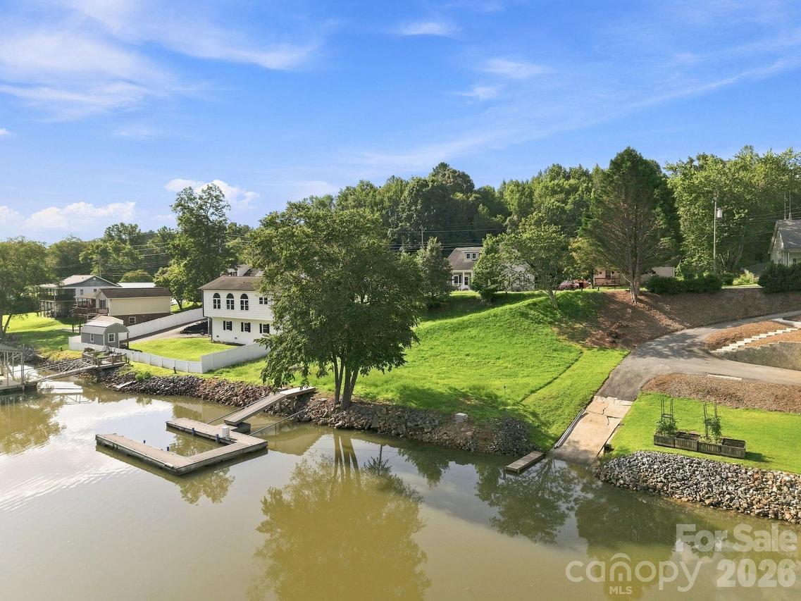 207 Catawba Ave., Hickory, NC 28601
