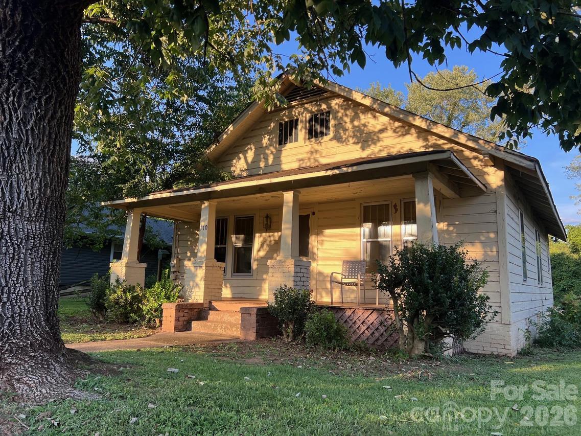 110 Linville St., Morganton, NC 28655