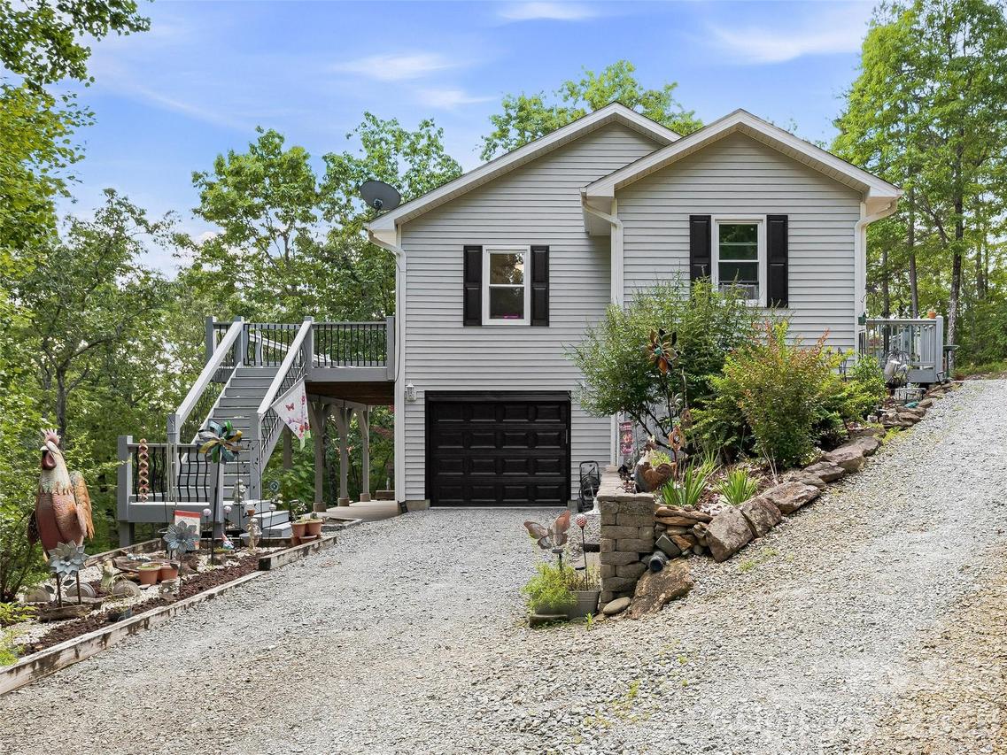 524 Lookout Dr., Pisgah Forest, NC 28768