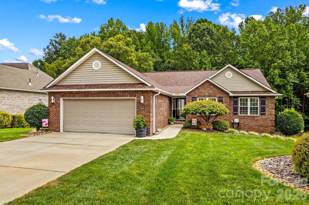 189 River Birch Cir., Mooresville, NC 28115