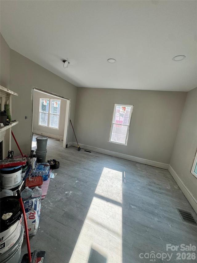 113 W D St., Newton, NC 28658