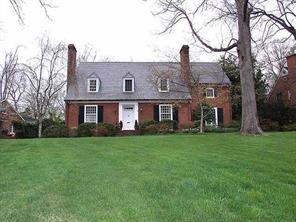 2064 E Queens Rd., Charlotte, NC 28207