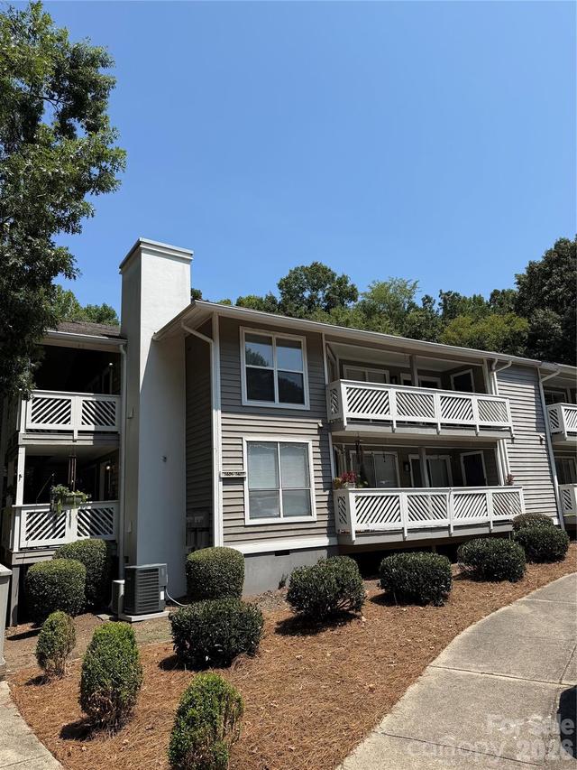 7407 Ashfield Ct., Charlotte, NC 28226
