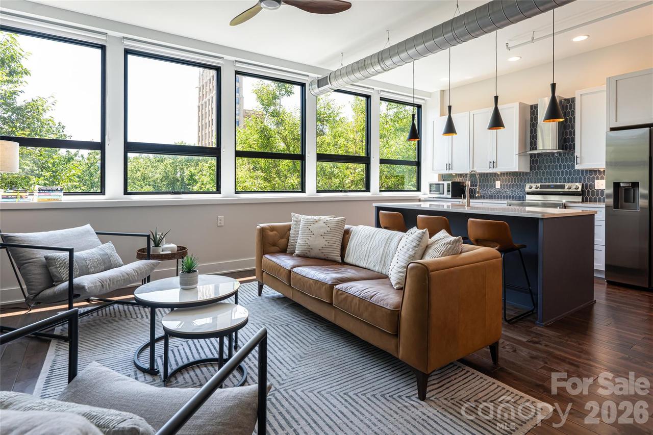 122 College St. #201, Asheville, NC 28801