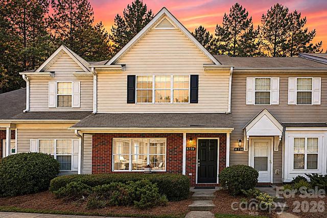 New Homes For Sale This Week That Attend Hickory Grove Elementary: August 14th to August 20th