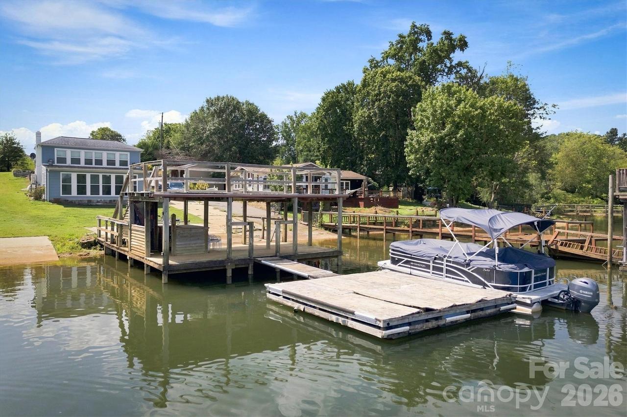 4928 Northcrest St., Claremont, NC 28610