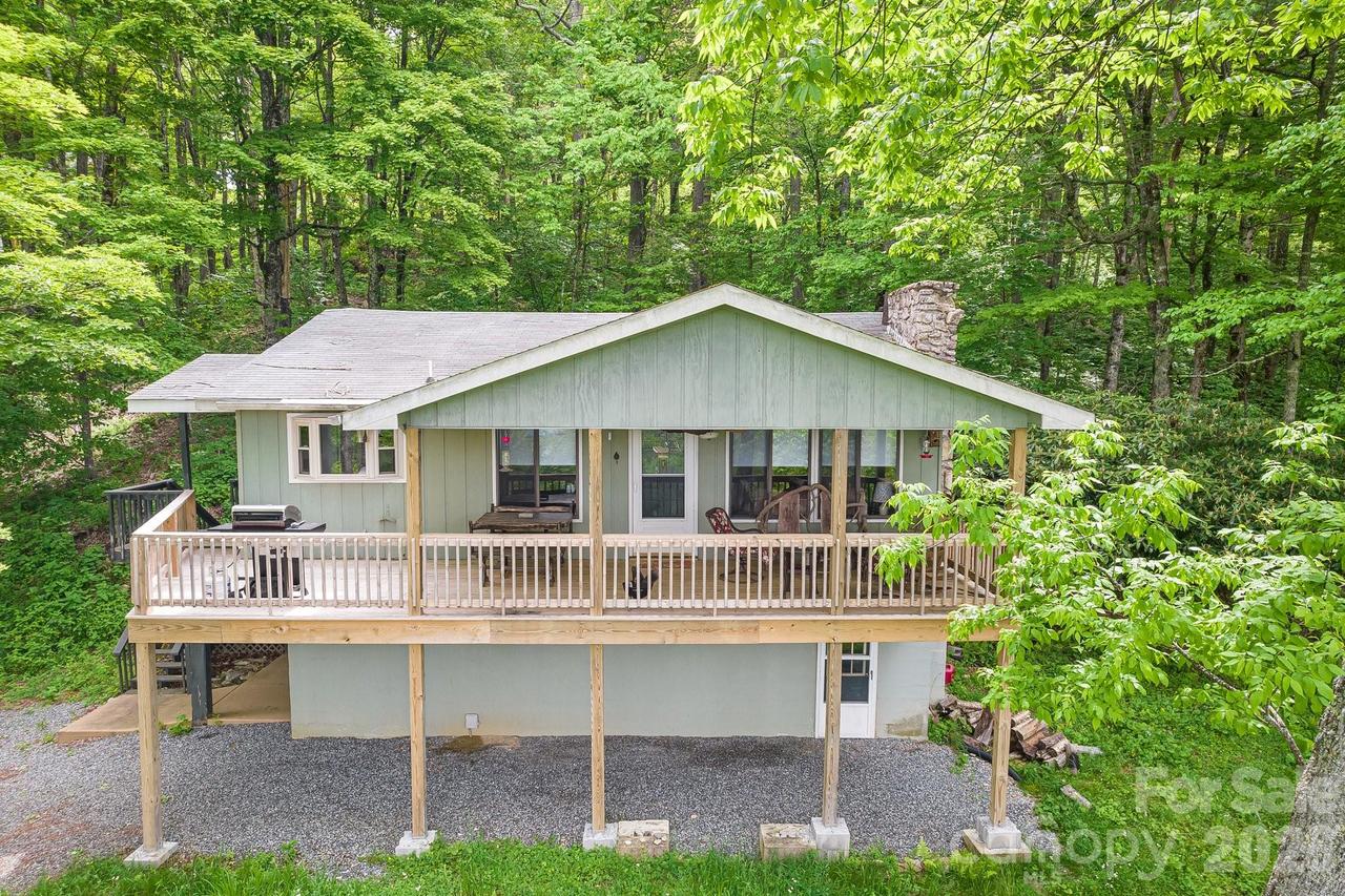170 Lucas Ln., Mars Hill, NC 28754
