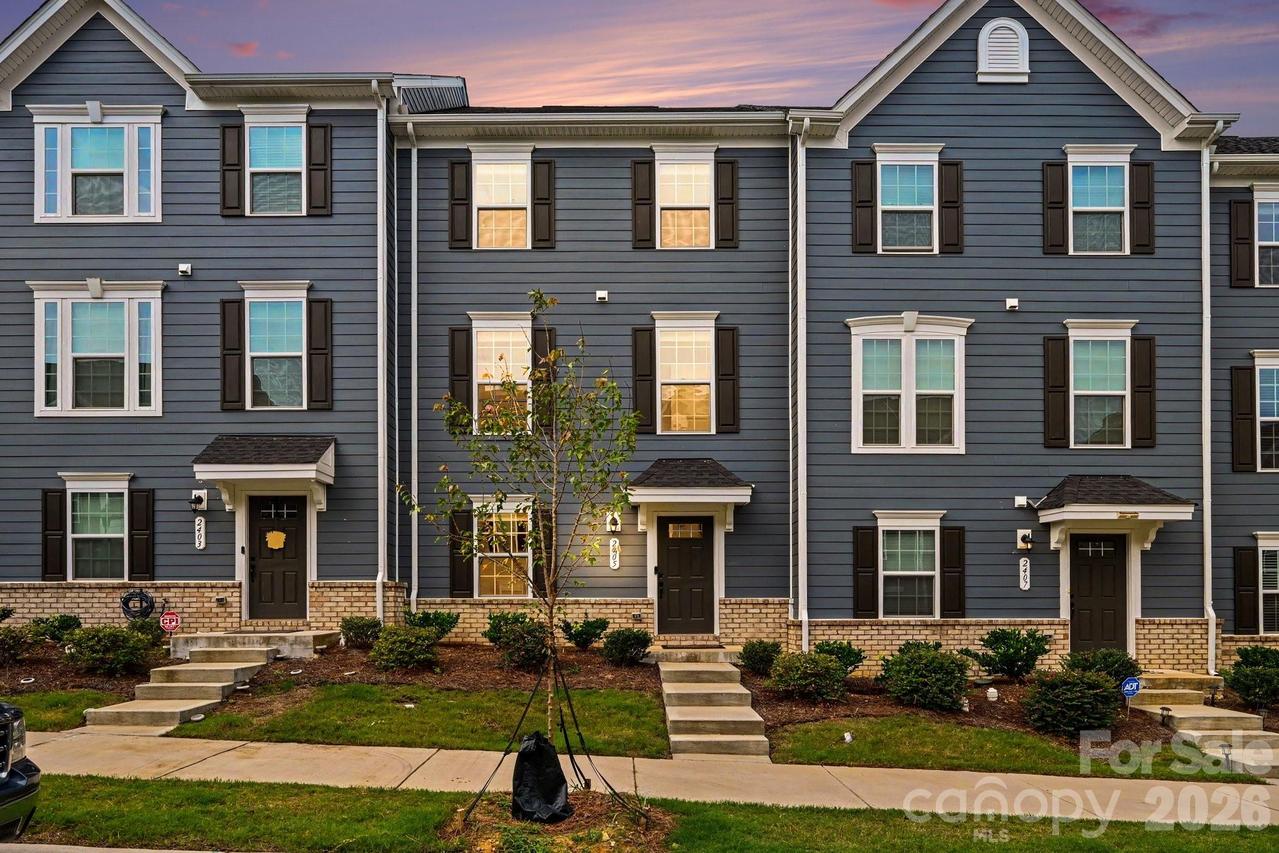 2405 Autumn Olive Ln., Matthews, NC 28104