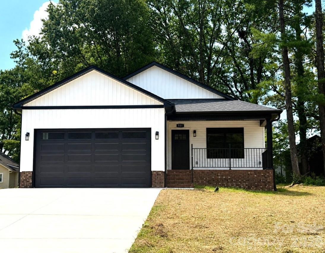 511 N State St., Lincolnton, NC 28092