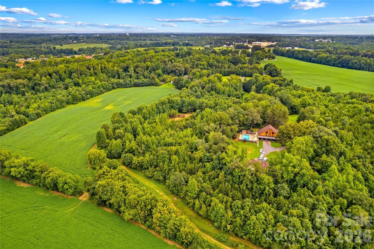 239 Belfast Rd., Statesville, NC 28677