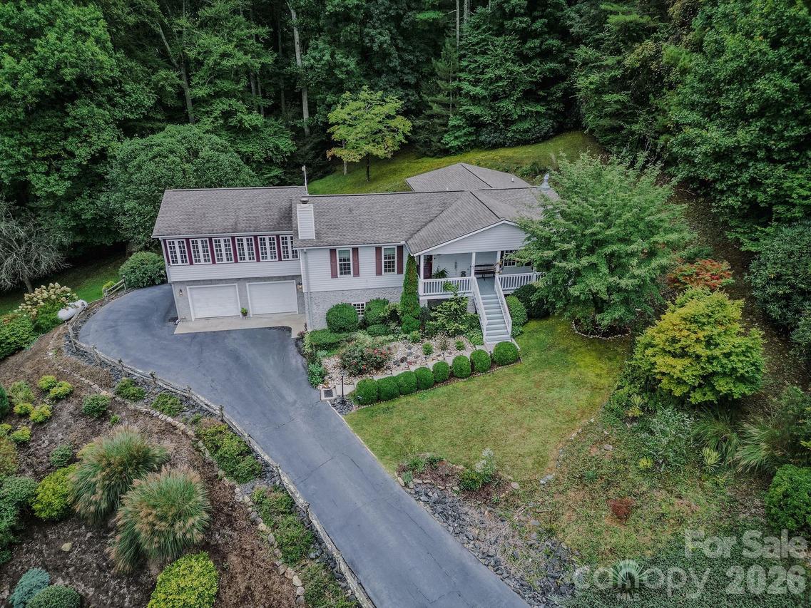 71 Reserve Dr., Burnsville, NC 28714