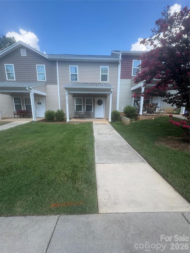 368 E Mills Ave., Mooresville, NC 28115