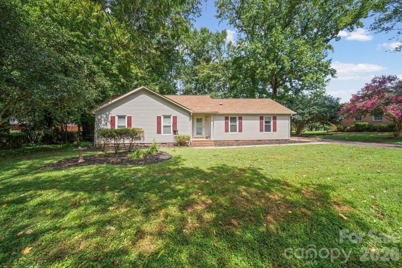 4710 Carving Tree Dr., Charlotte, NC 28227
