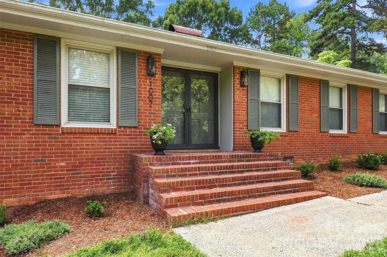 1002 Leewood Dr., Monroe, NC 28112