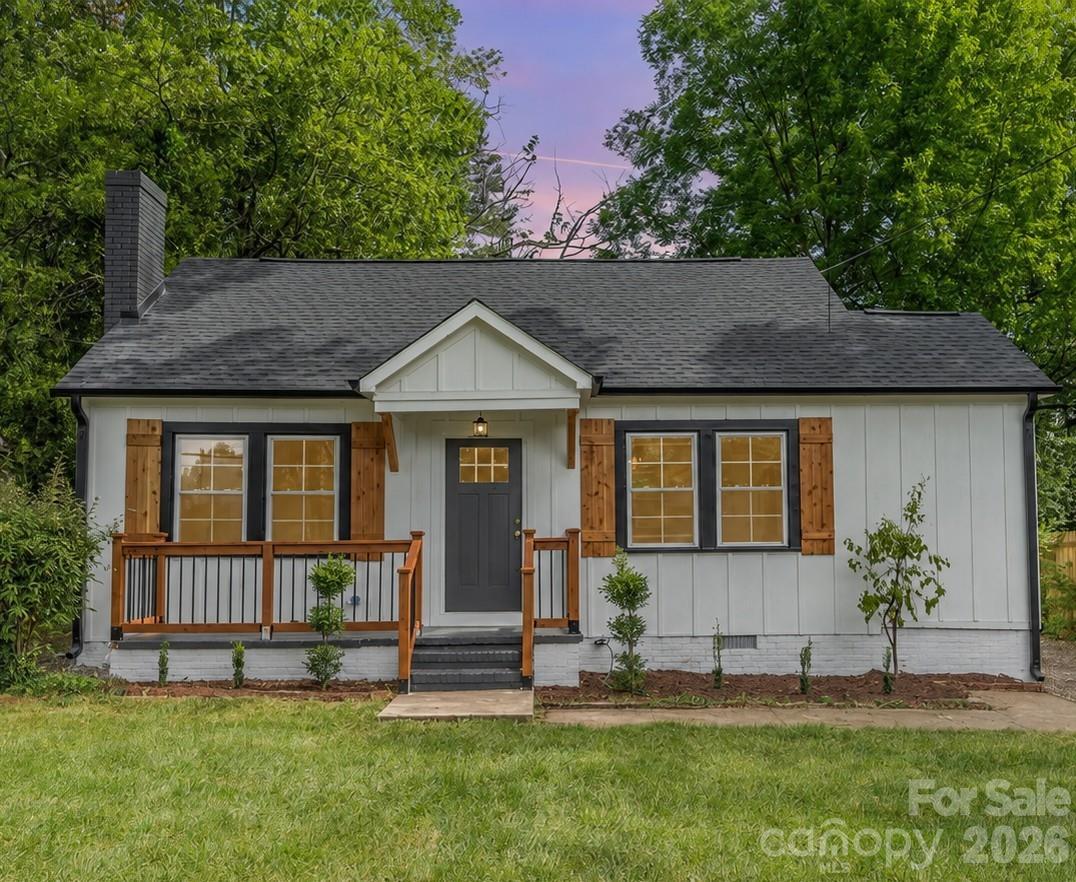 2104 St Mark St., Charlotte, NC 28216