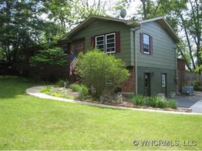 7 Village Park Drive, Weaverville, NC 28787