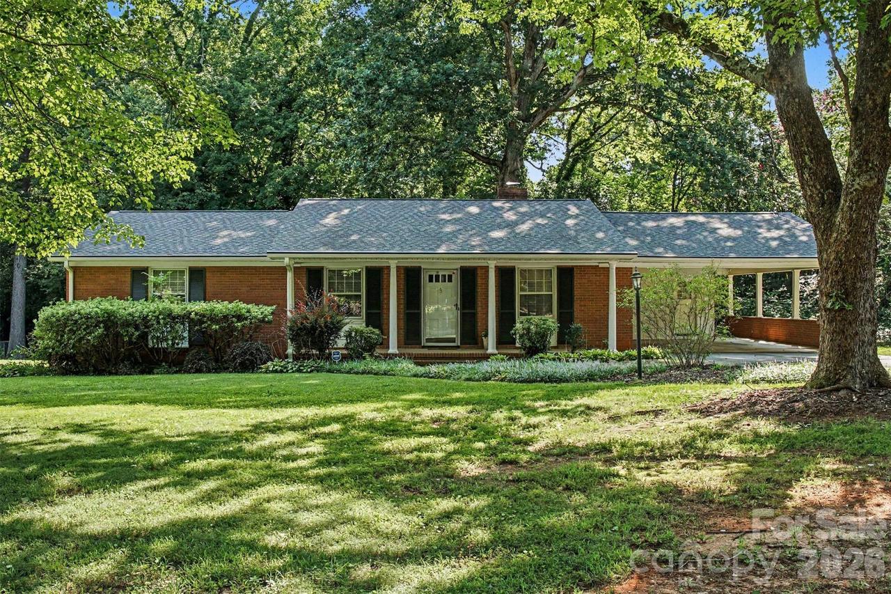 113 Brookshire Ave., Kannapolis, NC 28083