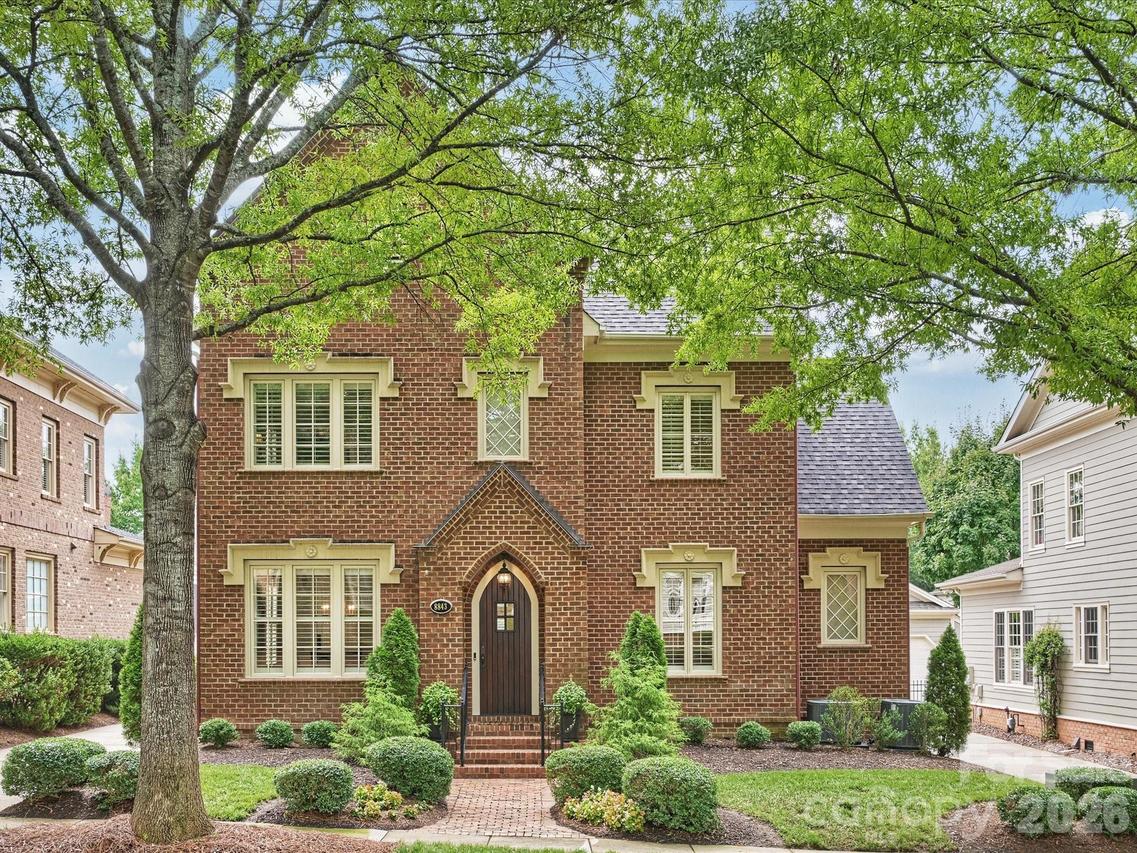 8843 Heydon Hall Cir., Charlotte, NC 28210