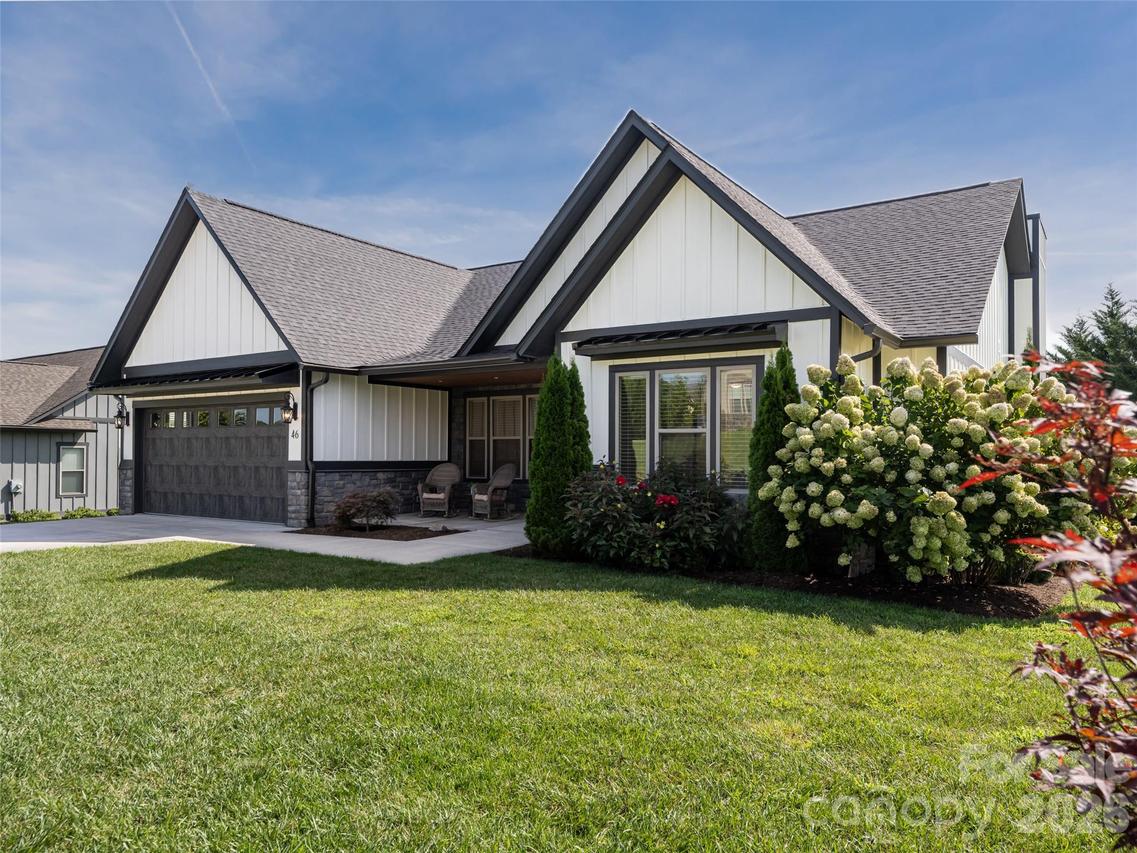 46 Solomia Dr., Mills River, NC 28759